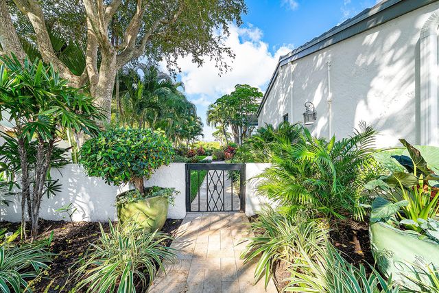 6110 N Ocean Boulevard 40, Ocean Ridge, FL 33435