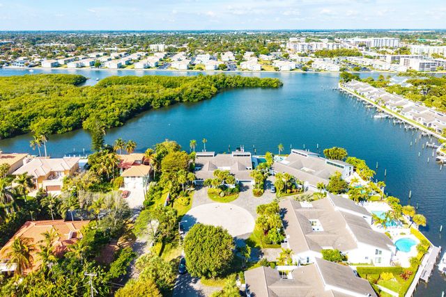 6110 N Ocean Boulevard 40, Ocean Ridge, FL 33435