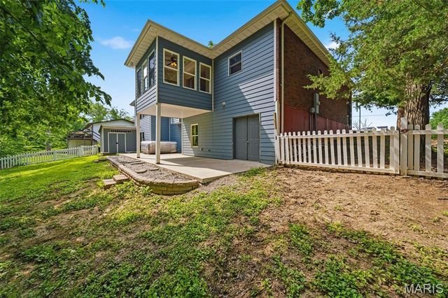 10557 Fairway Drive, Foristell, MO 63348
