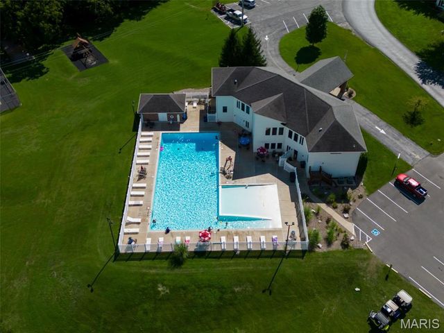10557 Fairway Drive, Foristell, MO 63348