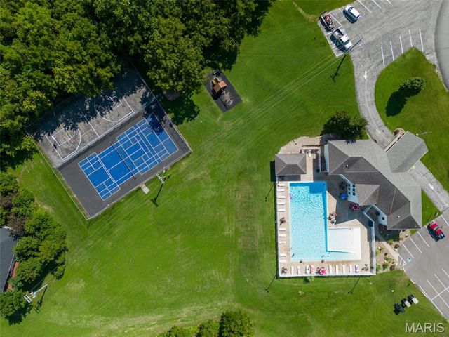 10557 Fairway Drive, Foristell, MO 63348