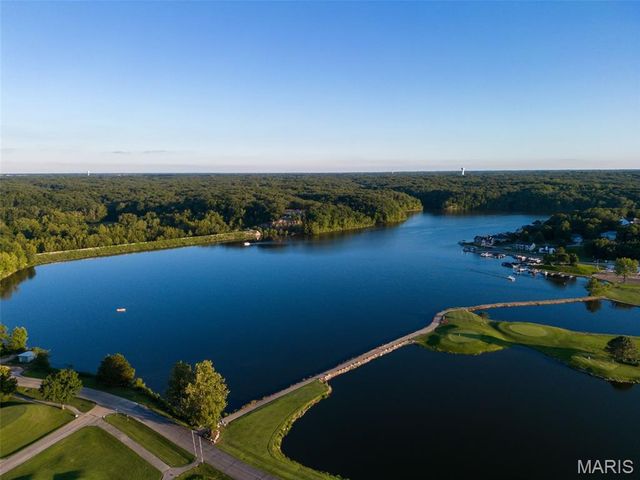 10557 Fairway Drive, Foristell, MO 63348