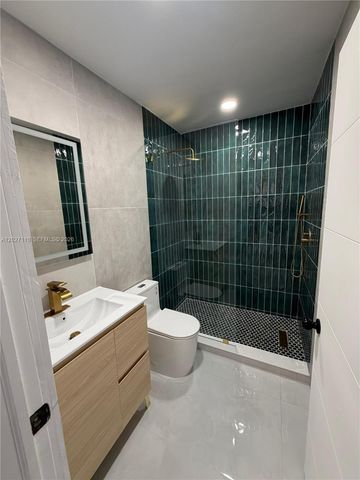 2426 NW 43rd Street, Miami, FL 33142