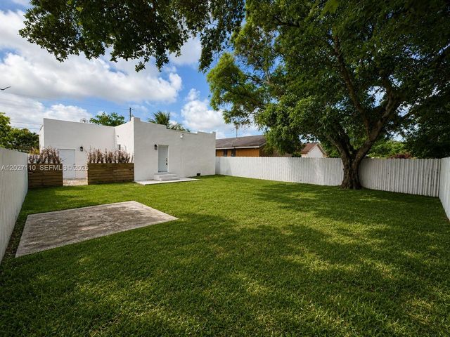 2426 NW 43rd Street, Miami, FL 33142
