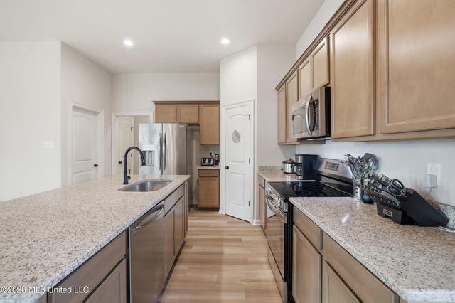 11416 Crystal Lake Drive, Gulfport, MS 39503