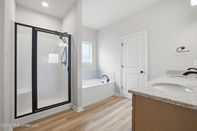 11416 Crystal Lake Drive, Gulfport, MS 39503