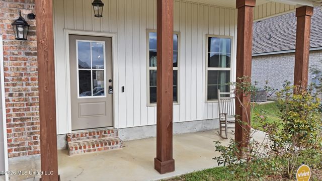 11416 Crystal Lake Drive, Gulfport, MS 39503