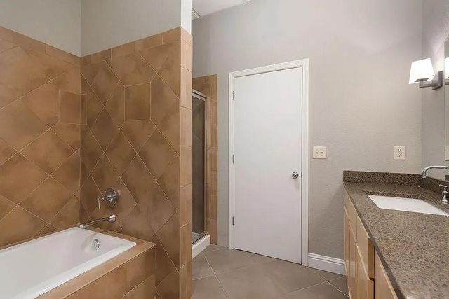 609 Central Street 1102, Kansas City, MO 64105