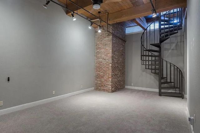 609 Central Street 1102, Kansas City, MO 64105
