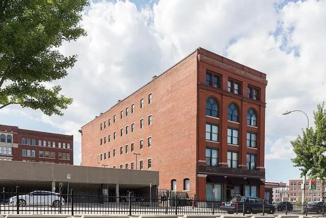 609 Central Street 1102, Kansas City, MO 64105