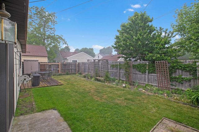 2216 Cleveland AVENUE, Sheboygan, WI 53081