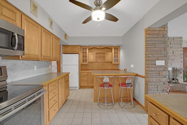 2216 Cleveland AVENUE, Sheboygan, WI 53081