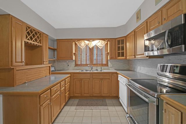 2216 Cleveland AVENUE, Sheboygan, WI 53081