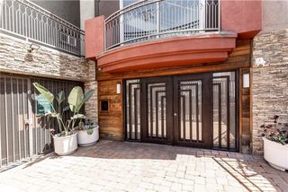 11124 Burbank Boulevard 101, North Hollywood (los Angeles), CA 91601