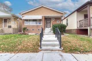 2243 E 92nd Place, Chicago, IL 60617
