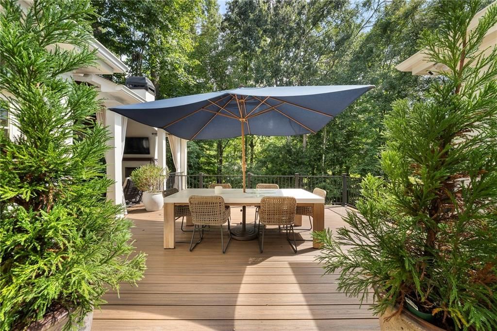 Image 13 of property listing at 750 Sturges Way, Johns Creek, GA 30022