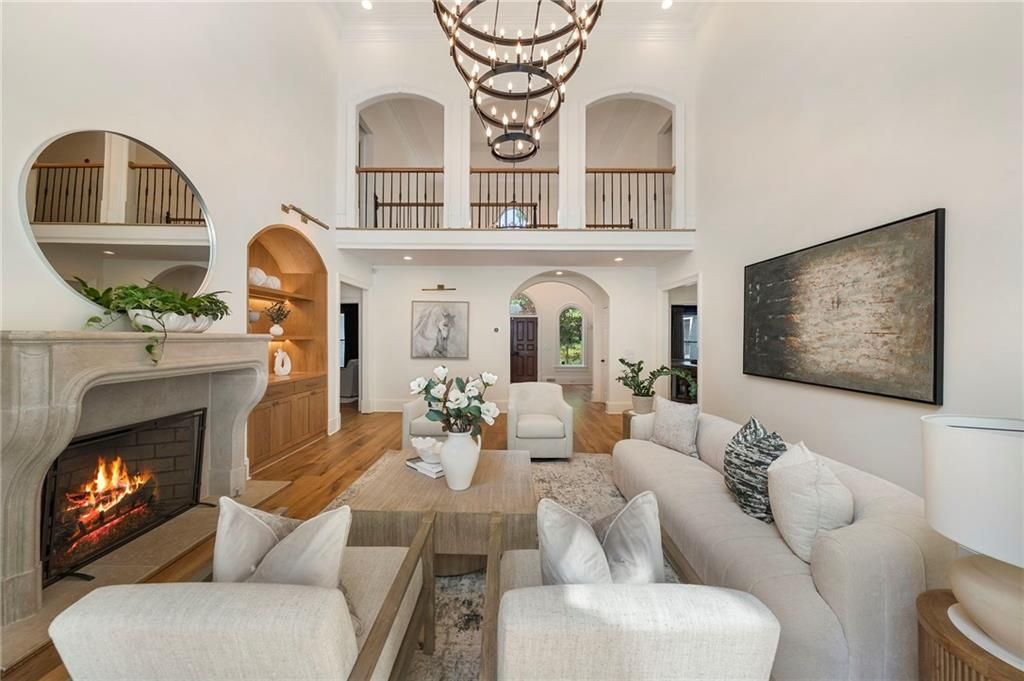 Image 14 of property listing at 750 Sturges Way, Johns Creek, GA 30022