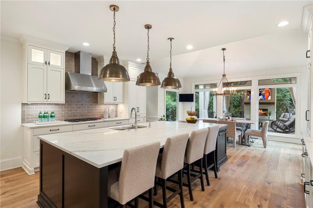 Image 16 of property listing at 750 Sturges Way, Johns Creek, GA 30022