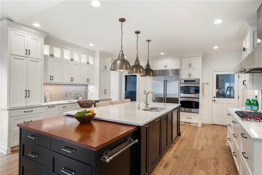 Image 22 of property listing at 750 Sturges Way, Johns Creek, GA 30022