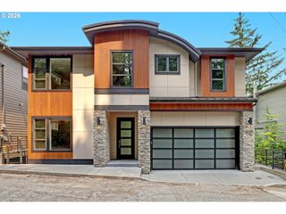 3127 Sw CHAMPLAIN Dr, Portland, OR 97205