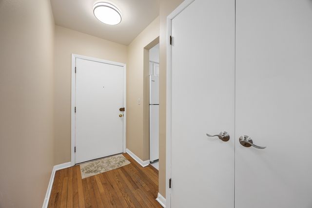 301 Chicago Avenue 3CW, Oak Park, IL 60302