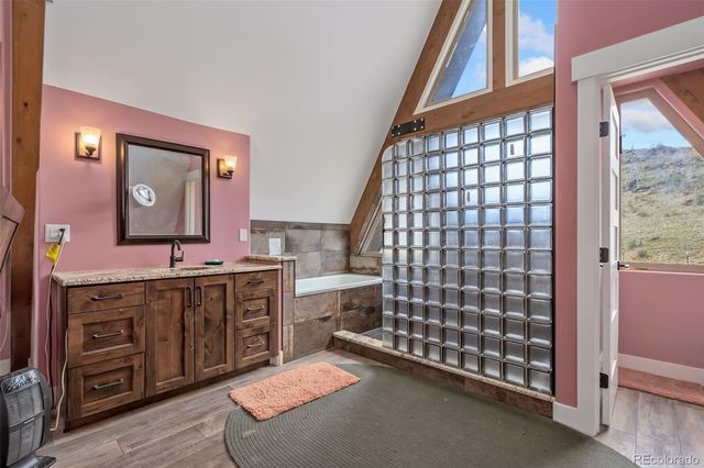 405 Moondance Way, Bellvue, CO 80512