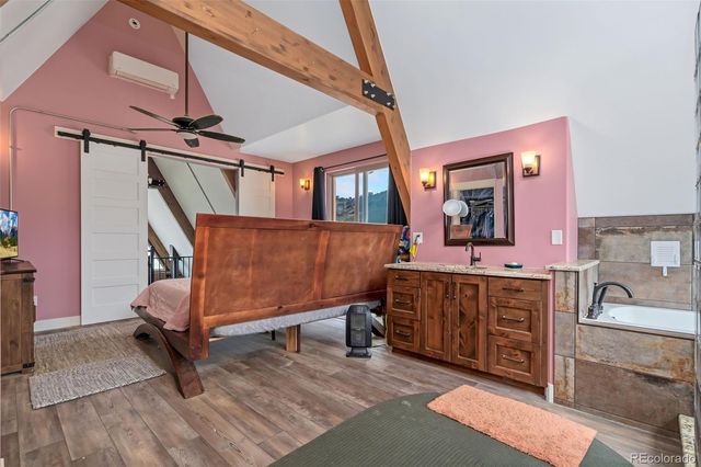 405 Moondance Way, Bellvue, CO 80512