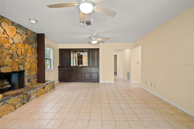 2889 FAIR GREEN DRIVE, Clearwater, FL 33761