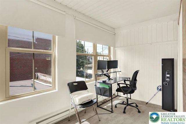 1806 West Chew Street, Allentown City, PA 18104