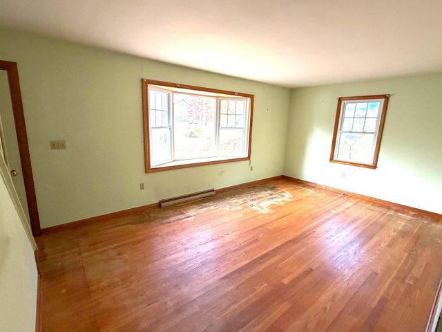 20 Sunset Drive, Essex, VT 05452