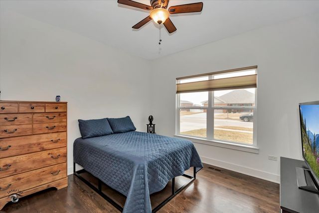 24525 S Clydesdale Drive, Manhattan, IL 60442