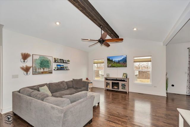 24525 S Clydesdale Drive, Manhattan, IL 60442