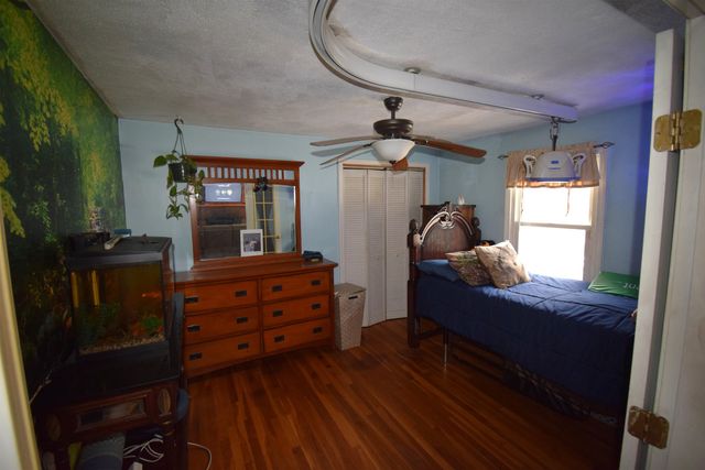 4 Independence Avenue, Kingston, NH 03848