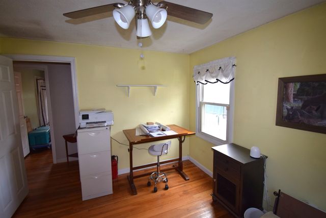 4 Independence Avenue, Kingston, NH 03848