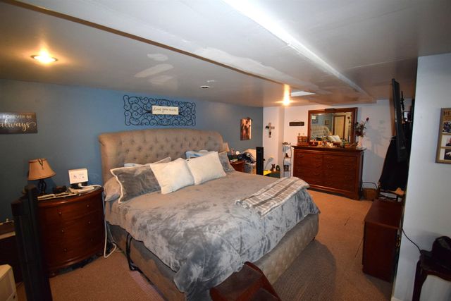4 Independence Avenue, Kingston, NH 03848