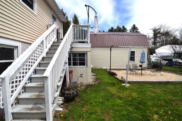 4 Independence Avenue, Kingston, NH 03848
