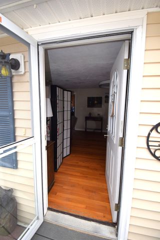 4 Independence Avenue, Kingston, NH 03848
