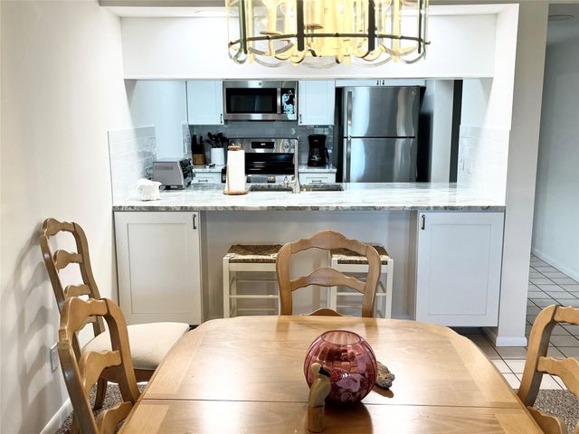 40 NE PLANTATION Road 410, Hutchinson Island, FL 34996