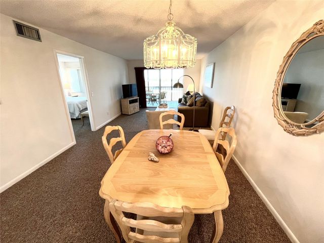 40 NE PLANTATION Road 410, Hutchinson Island, FL 34996