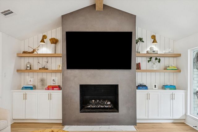 10739 Longmont Drive, Houston, TX 77042