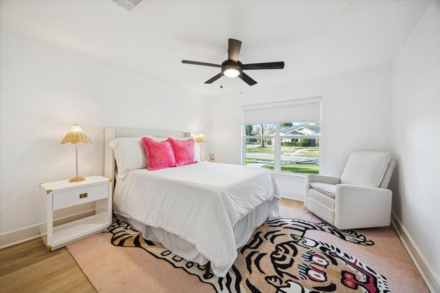 10739 Longmont Drive, Houston, TX 77042