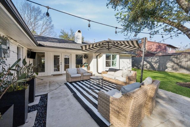 10739 Longmont Drive, Houston, TX 77042