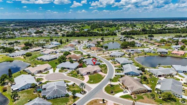 907 BLUEWATER DRIVE, Sun City Center, FL 33573