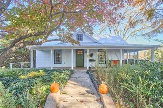 113 Collins Avenue, Hillsborough, NC 27278