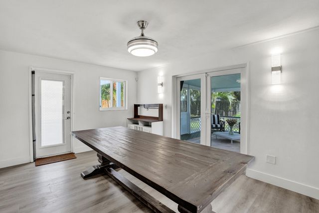 1528 NE 28th Drive, Wilton Manors, FL 33334