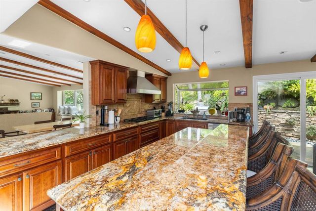 5341 Westknoll lane, San Diego, CA 92109