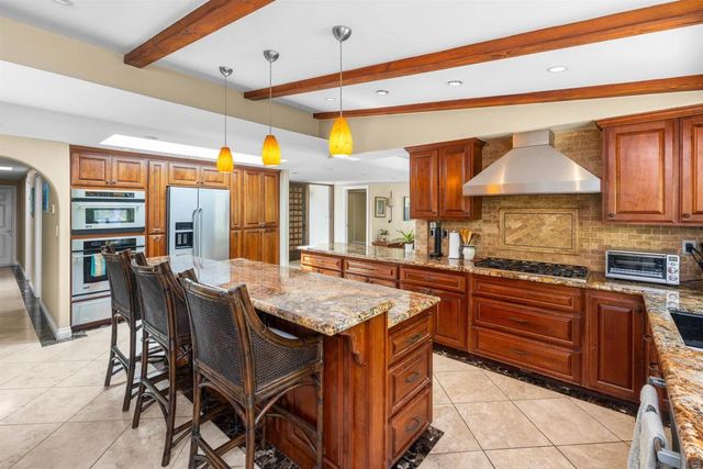 5341 Westknoll lane, San Diego, CA 92109