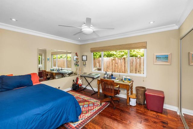 5341 Westknoll lane, San Diego, CA 92109