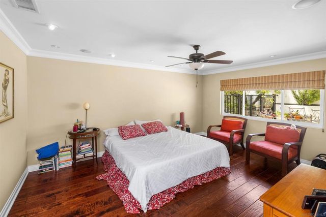5341 Westknoll lane, San Diego, CA 92109