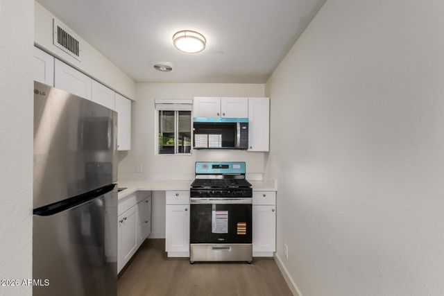 936 W RIO SALADO Parkway 4, Mesa, AZ 85201